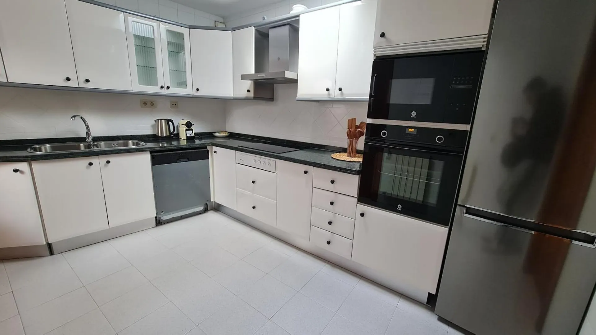 גרנדה Zenit Mediterranean Suites By Florentia Homes