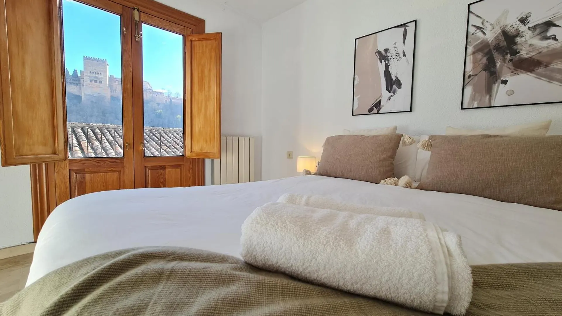 גרנדה Zenit Mediterranean Suites By Florentia Homes דירה