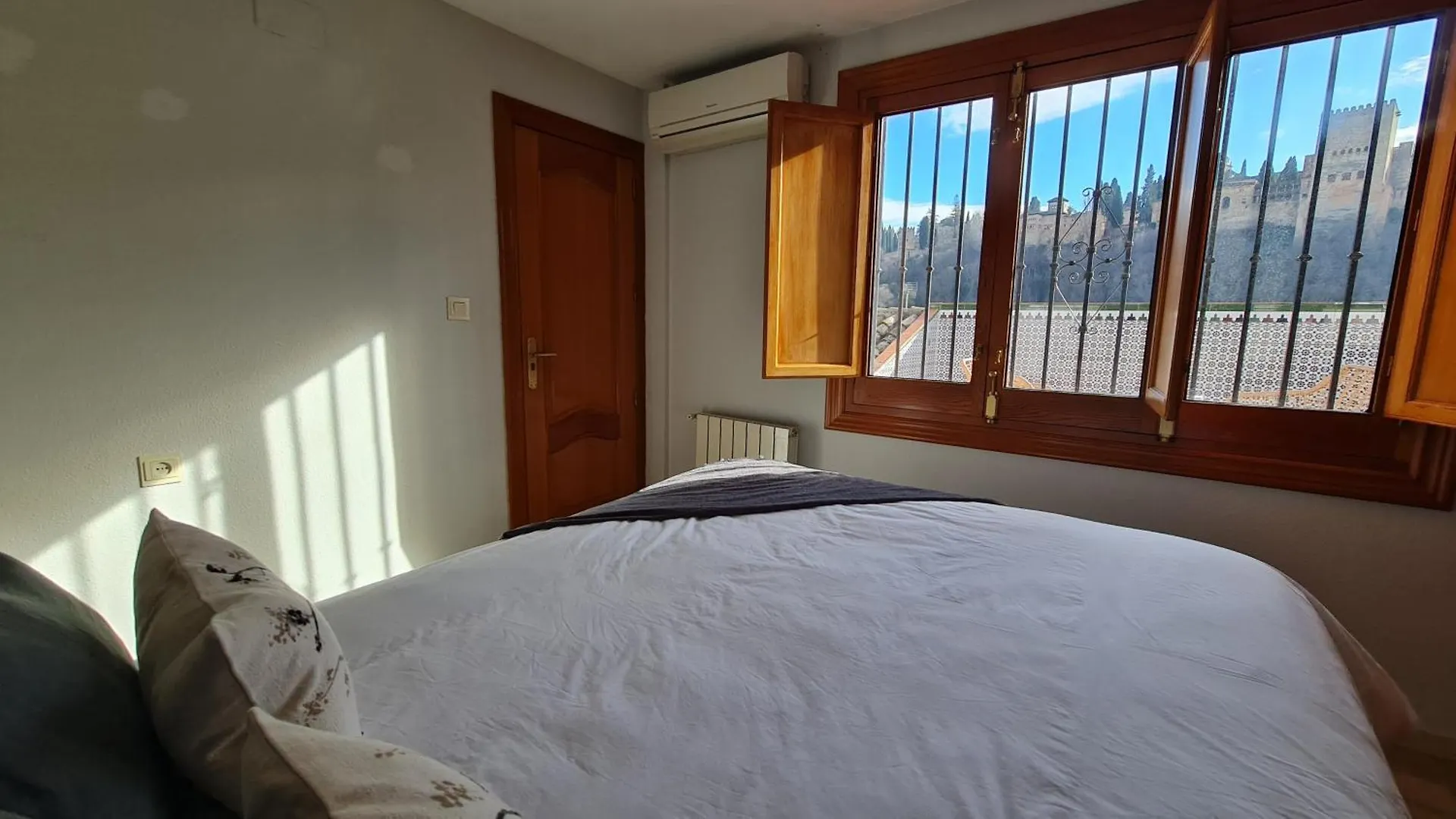 Apartment Zenit Mediterranean Suites By Florentia Homes Granada
