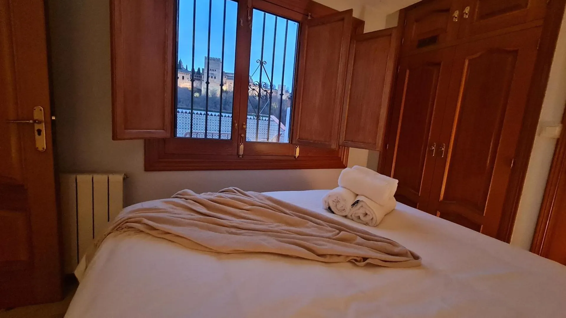 Zenit Mediterranean Suites By Florentia Homes Granada Apartment